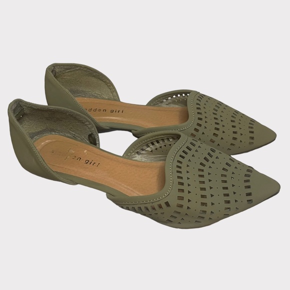 Madden Girl - Laser Cut D’Orsay Flats - Olive - Size 8.5 - Picture 2 of 6
